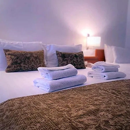 Pantheon Hotel 3*